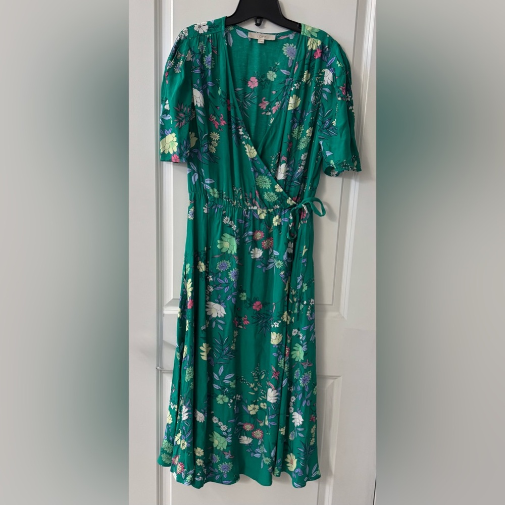 #2532 - LOFT Green & Floral Semi-Faux Wrap Midi Dress